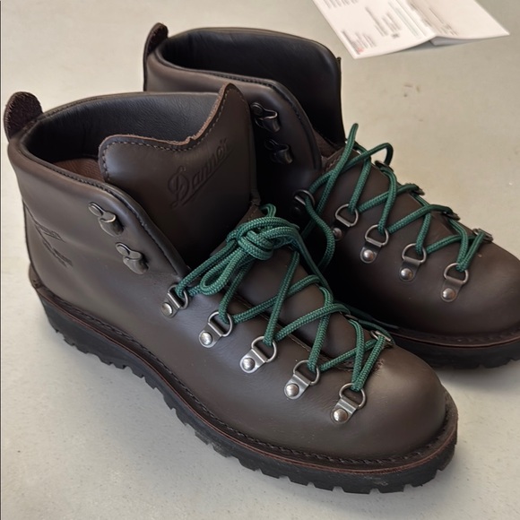 Danner Other - Danner Mountain Light II Men's Dark Brown Boots with Green Laces - 10 WIDE